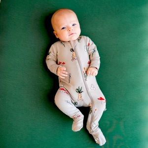 Harry Potter Theme Kyte Zippered Footie, size 6-12